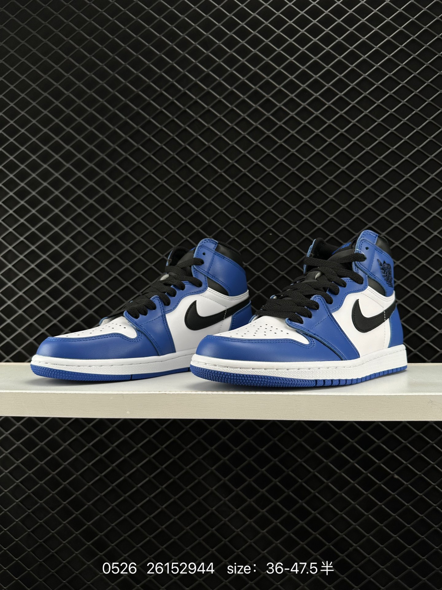 Nike Air Jordan 1 Retro High OG”Black/White“